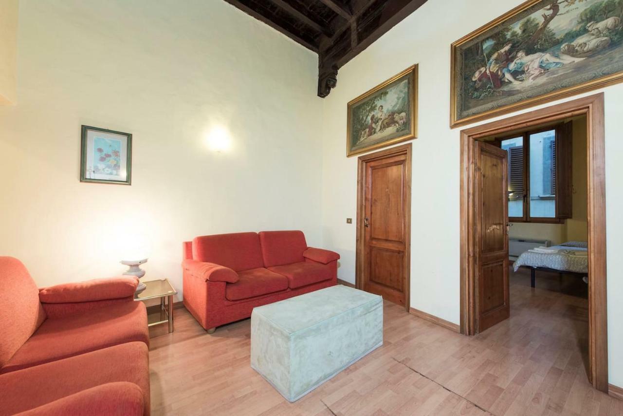 Apartment Sdrucciolo Dei Pitti Second Floor